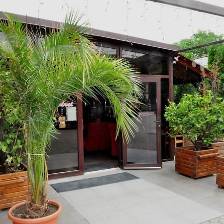 Hotel Andrei Кымпия-Турзи Экстерьер фото