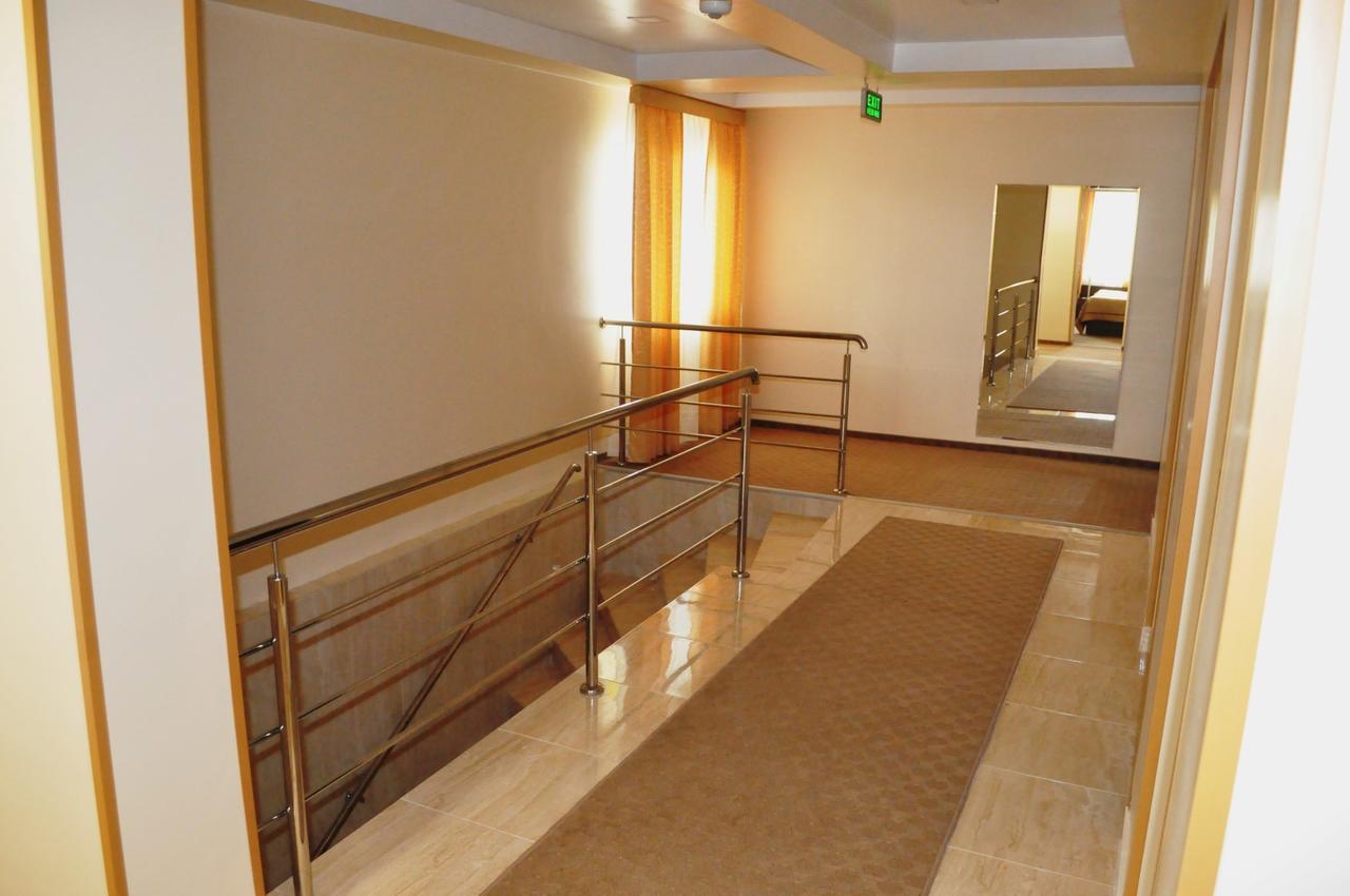 Hotel Andrei Кымпия-Турзи Экстерьер фото