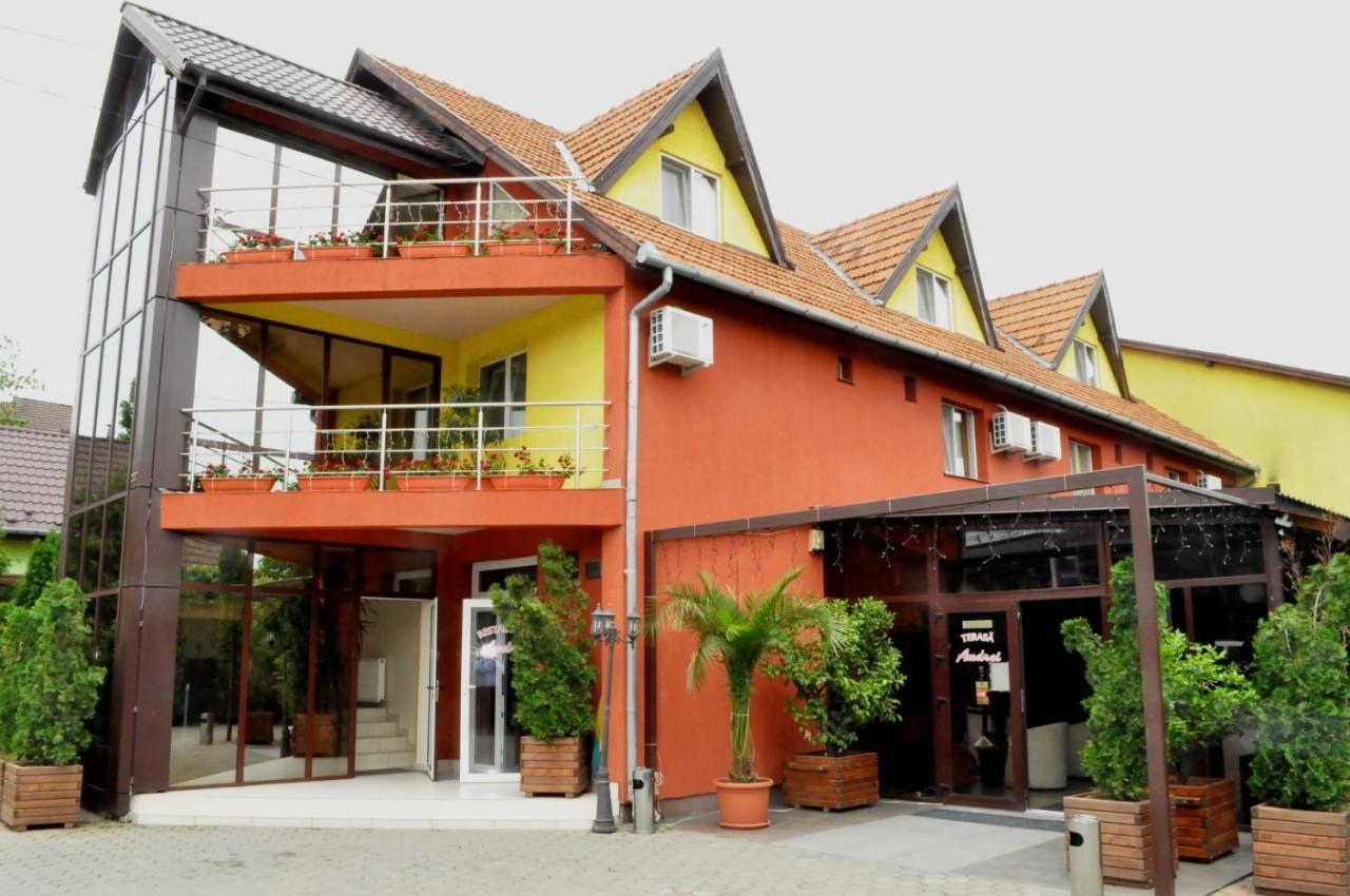 Hotel Andrei Кымпия-Турзи Экстерьер фото