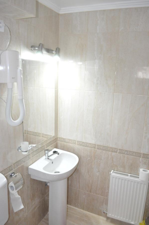 Hotel Andrei Кымпия-Турзи Экстерьер фото