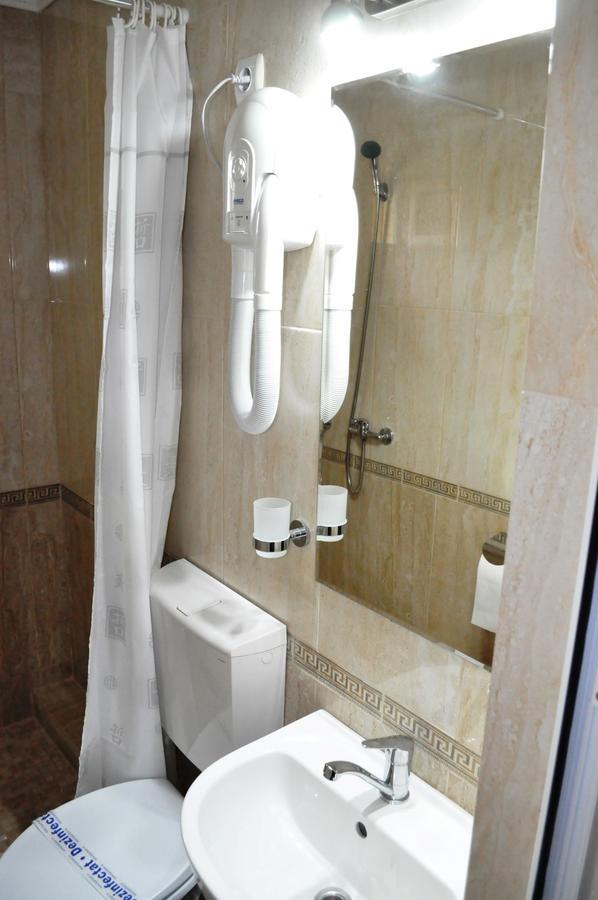 Hotel Andrei Кымпия-Турзи Экстерьер фото